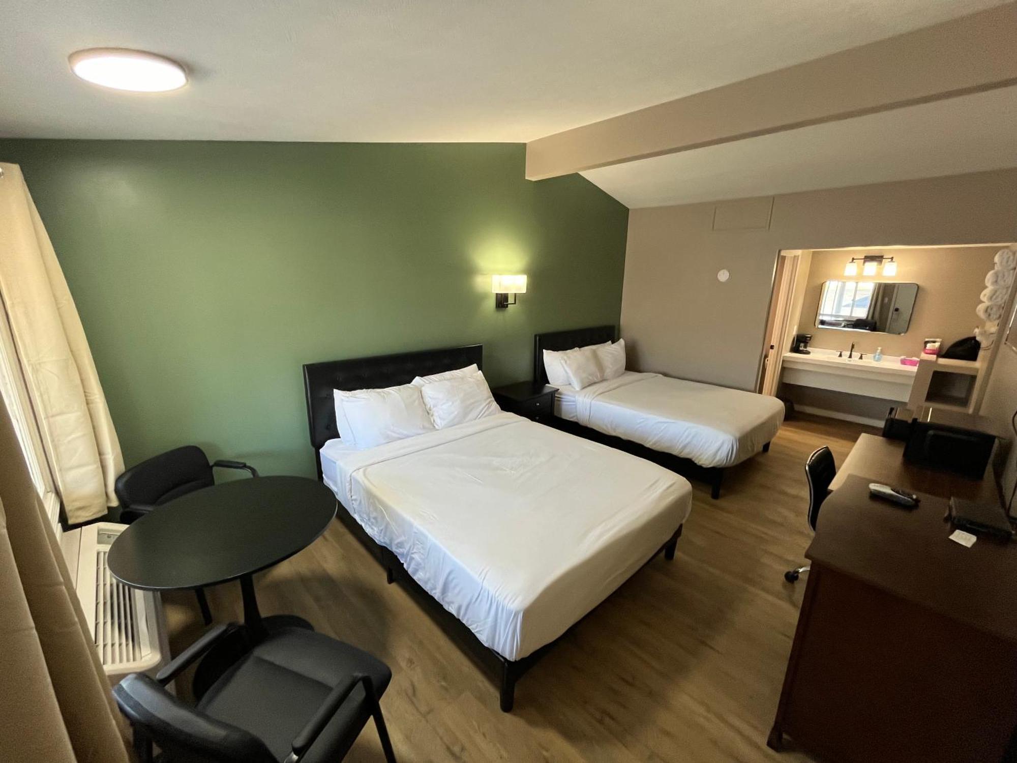 Valley Inn And Suites Фоенч-Лік Екстер'єр фото